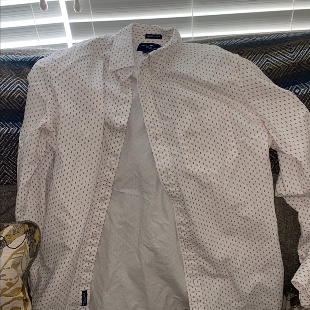 Men’s American Eagle button up shirt